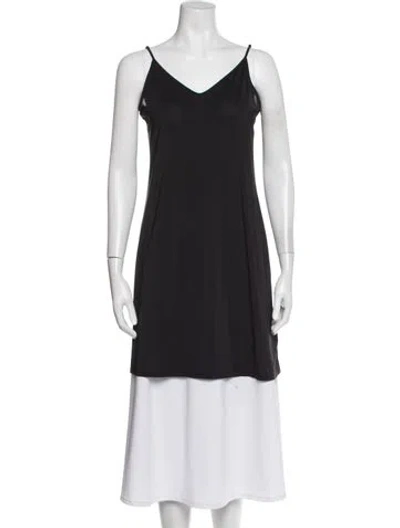 Pre-owned Maje V-neck Sleeveless Top In Gray