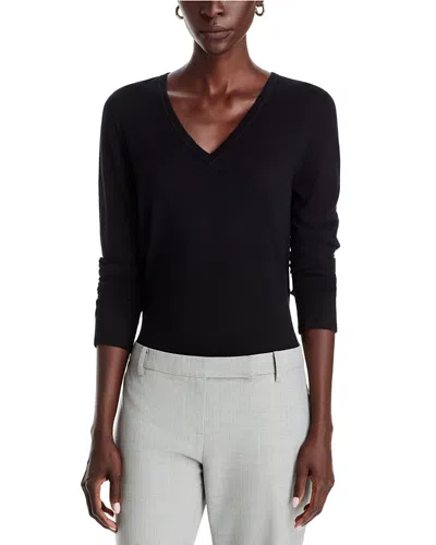 Majestic Cashmere V Neck Sweater In Black