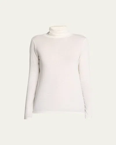 Majestic Cotton-cashmere Long Sleeve Turtleneck Top In Blanc Lait