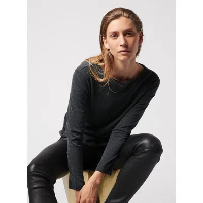 Majestic Filatures Cotton Cashmere Long Sleeve Crewneck T-shirt In Anthracite Chine