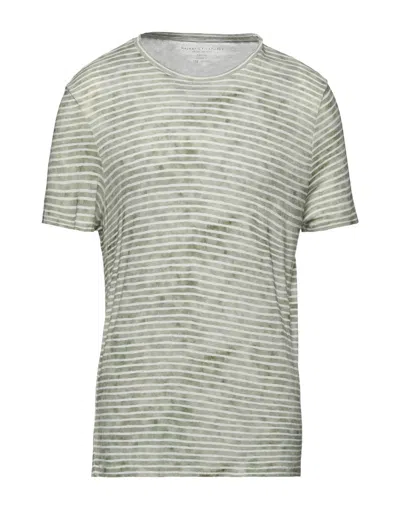 Majestic T-shirts In Green