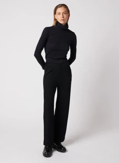 Majestic Filatures Soft Touch Long Sleeve Turtleneck In Noir