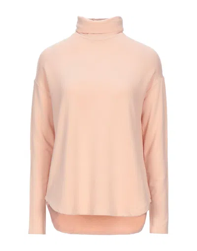 Majestic T-shirts In Pink