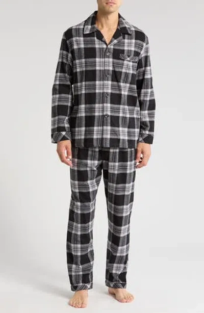 Majestic International Hearthside Flannel Pajamas In Black