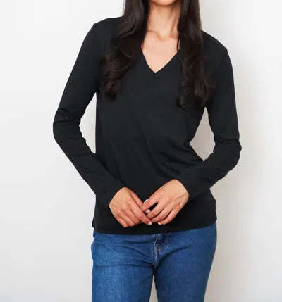 Majestic Soft Touch Long Sleeve Semi Relaxed Vneck Tee In Black