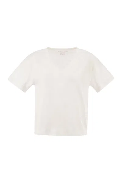 Majestic Stretch Linen T-shirt With V-neck In White