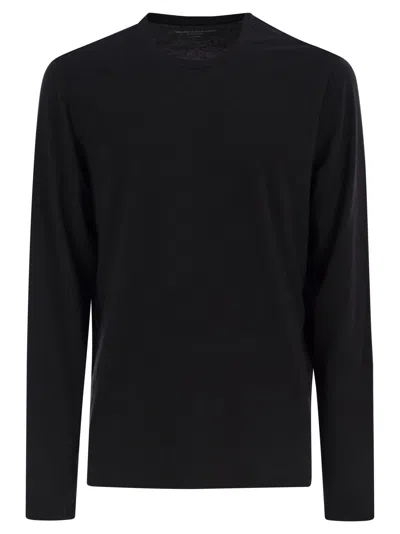 MAJESTIC MAJESTIC LONG SLEEVED CREW NECK T SHIRT