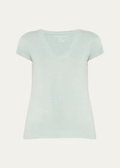 Majestic V-neck Short-sleeve Stretch Linen T-shirt In Aqua