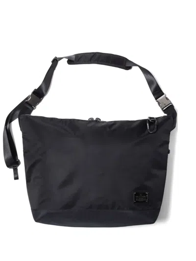 Makavelic Carabiner Shoulder Bag In Black