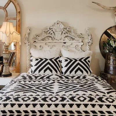 Makers Collective Jg Co. By Amie And Jolie Sikes Queen Ranch Quilt Set In Black;white