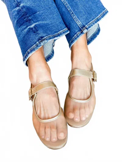 Maker's Levi Mesh Ballet Flat Shoes In Gold