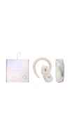 Makeup Eraser The Wifey Gift Set In White