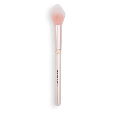 Makeup Revolution Revolution Create Soft Focus Brush R6 In White