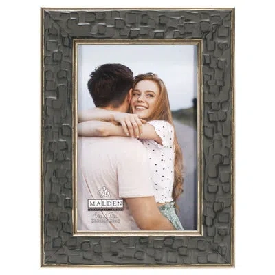 Malden 8x10 Gray Square W Gold