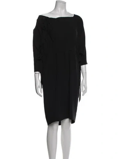 Pre-owned Malia Mills Bateau Neckline Knee-length Dress In Black
