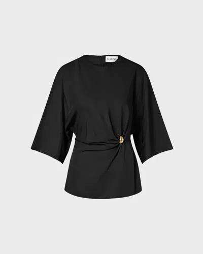 Malina Zilla Brooch Detailed Blouse Svart In Multi