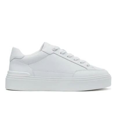 Mallet Lansbury Sneakers In White