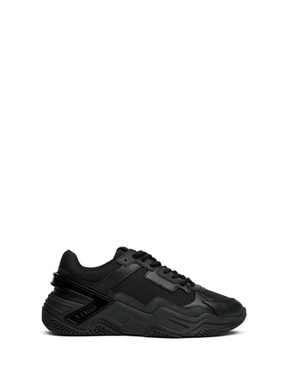 Mallet Union Trainers In Black