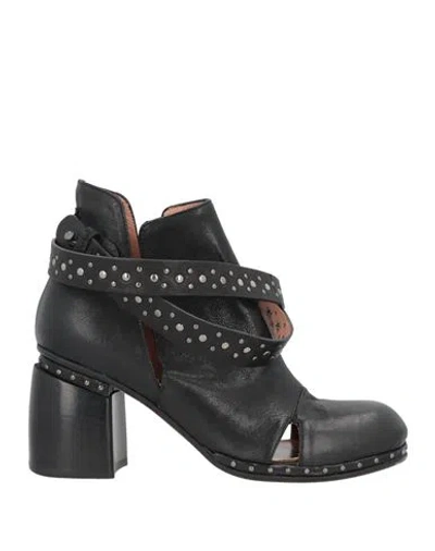 Malloni Woman Ankle Boots Black Size 5 Soft Leather