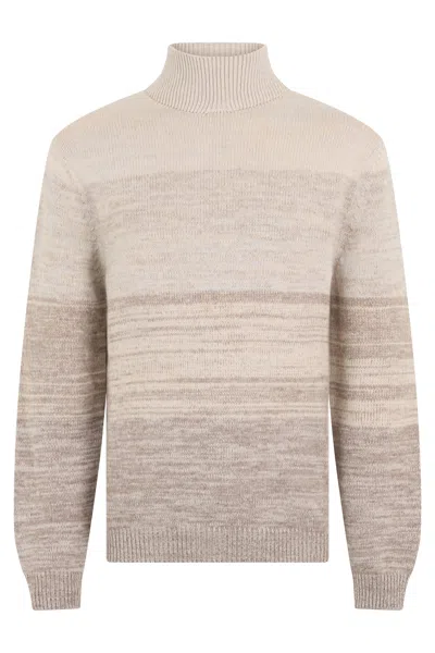 Malo Elegant Neutral Striped Crewneck Sweater