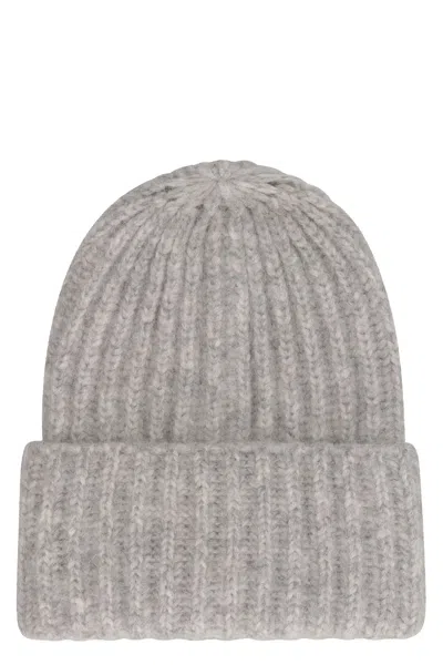 Malo Knitted Beanie In Grey