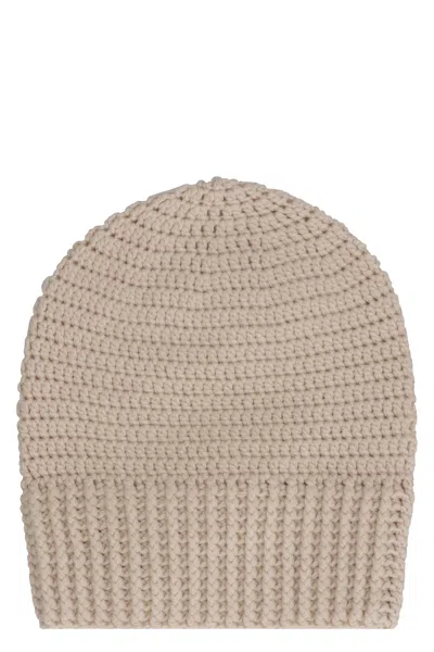 Malo Knitted Beanie In Brown