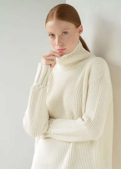 Malo Maglia Collo Alto In Cashmere In Neutral