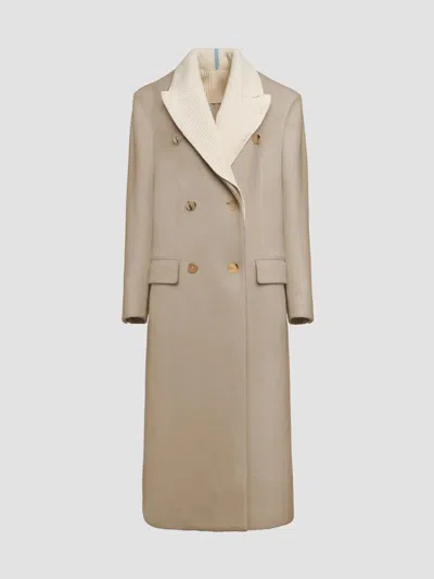Malo Women's Virgin Wool-blend Double-breasted Coat In Oatmeal
