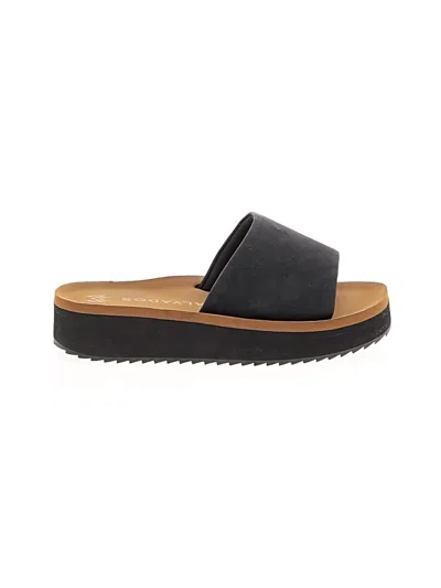 Pre-owned Malvados Sandals In Black