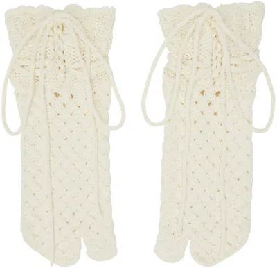 Mame Kurogouchi White Tabi Socks