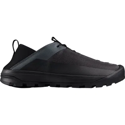 Mammut Alnasca Hybrid Low Approach Shoe In Black