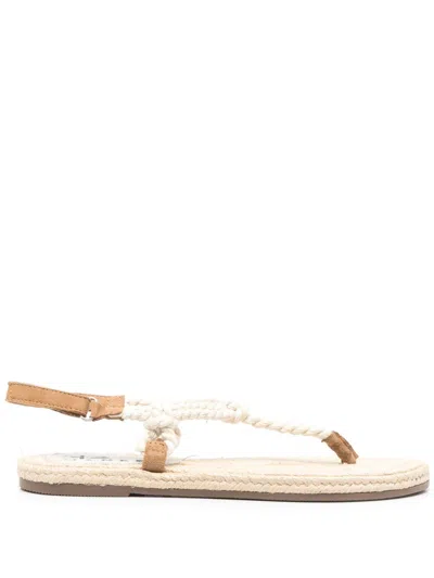 Manebi Yucatan Sandal