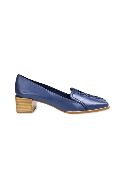 Mangará Atelier Handcrafted Leather Loafers - Timeless Style & Everyday Women's Comfort In Blue