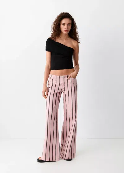 Mango Asymmetrical Crop Top In Black