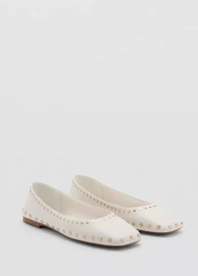 Mango Ballerines Cloutées In Blanc