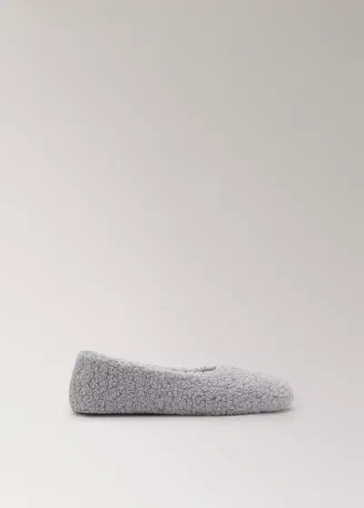 Mango Ballerines En Mouton Retourné In Gris
