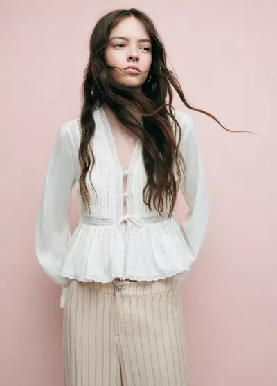 Mango Blouse Coton Volantée In Blanc Cassé
