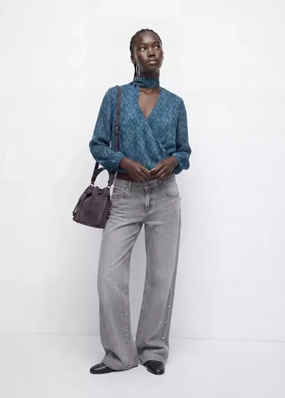 Mango Blouse Fluide Imprimée Avec Détail De Naud In Blue