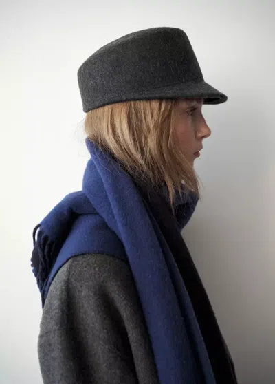 Mango Chapeau 100 % Laine Avec Visière In Metallic