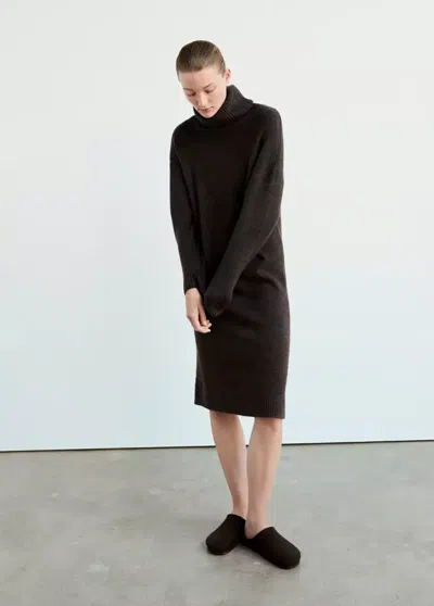 Mango Chemise De Nuit En Maille À Col Roulé In Chocolat