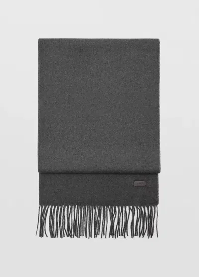 Mango Écharpe Unie À Franges In Gris