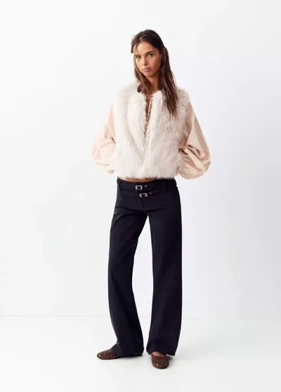 Mango Gilet Droit Effet Fourrure In Blanc