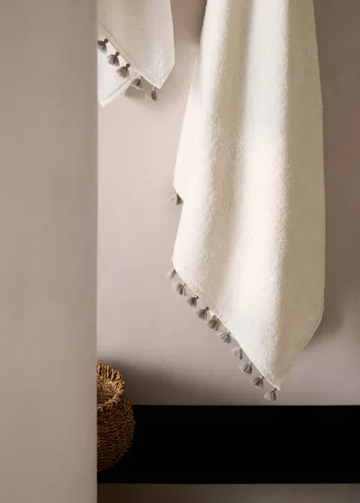 Mango Home Contrast Pompom Bath Towel White