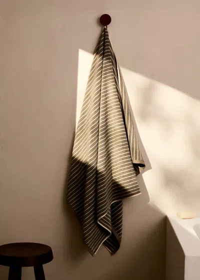 Mango Home Two-tone Stripe Bath Towel Medium Brown