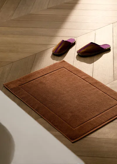 Mango Home Cotton Bath Mat Caramel