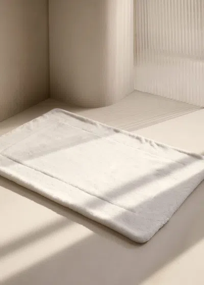 Mango Home Extra Soft Cotton Bath Mat White