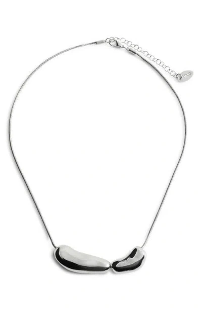 Mango Irregular Pendant Neckla In Silver