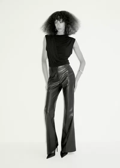 Mango Pantalon Flare Cuir Synthétique In Gray