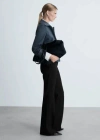 Mango Pantalon Flare Poches In Noir