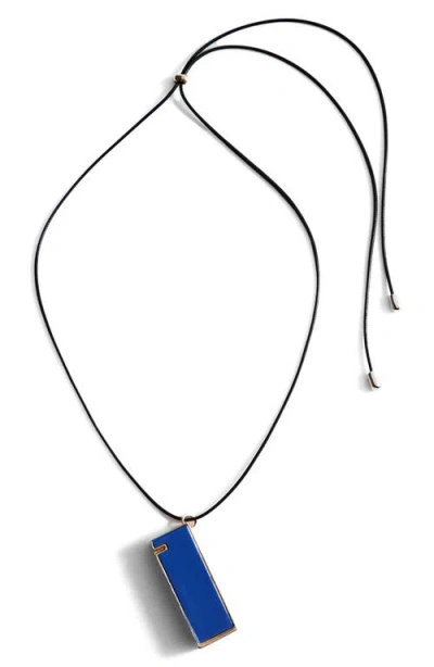 Mango Pendant Necklace In White